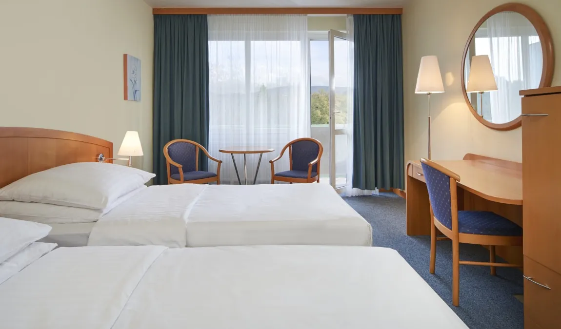 OREA Hotel Voro